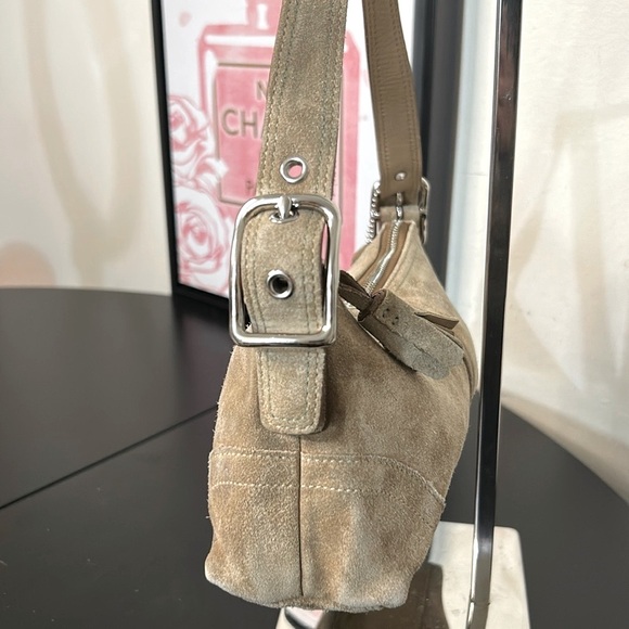 Coach Suede Demi East West Baguette 8A73 - Picture 4 of 14